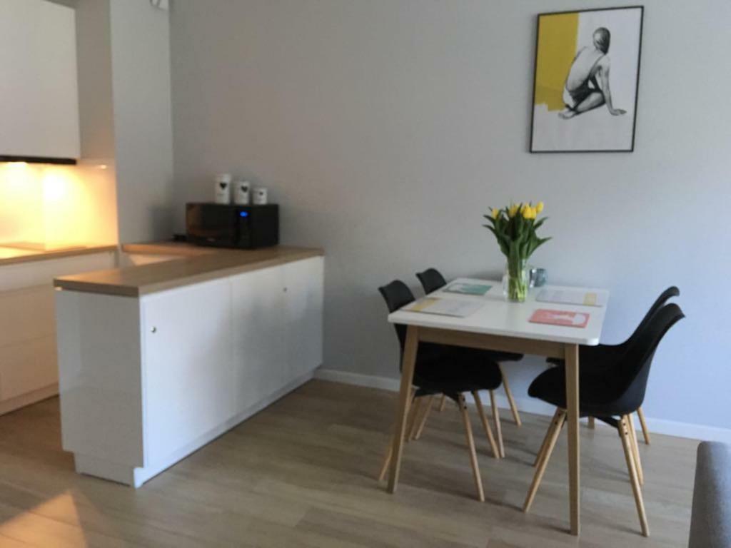Apartament Sloneczny Dwie Sosny Ustronie Morskie Exteriör bild
